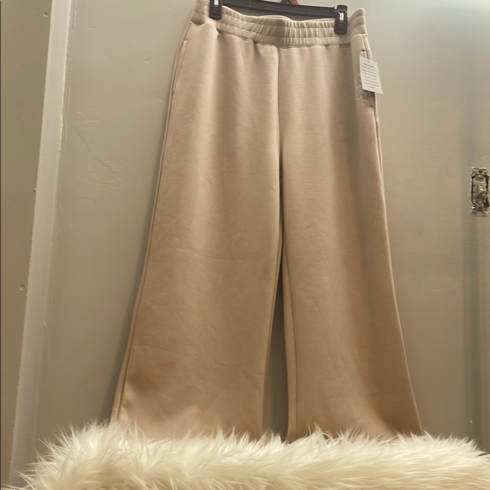 Surf Style NWT Nude Wide Leg Sweatpants